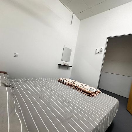 Jiaxin Dormitory - Puteri Wangsa 家馨旅舍 أولو تيرام المظهر الخارجي الصورة